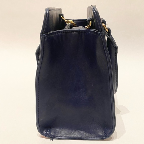 Tommy Hilfiger striped bag - Picture 3 of 11